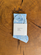 Load image into Gallery viewer, Socks Inside Flow Edition with nops
